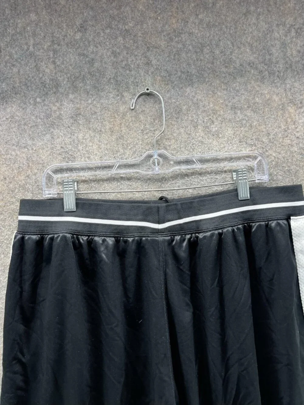 Jordan Shorts Mens 3XL Black Basketball Mesh Colorblock Logo Jumpman 12 Inseam